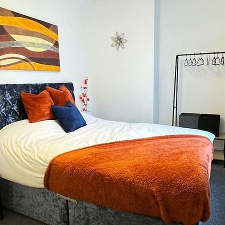 Cosy Home In Barnsley Centre Экстерьер фото
