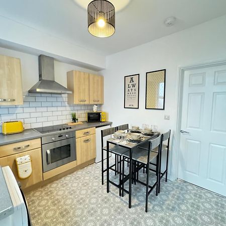 Cosy Home In Barnsley Centre Экстерьер фото