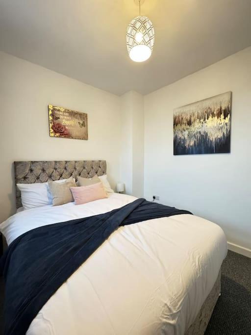 Cosy Home In Barnsley Centre Экстерьер фото