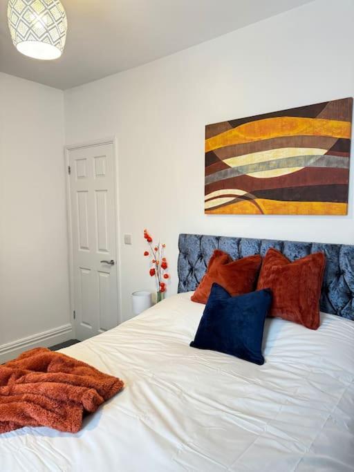Cosy Home In Barnsley Centre Экстерьер фото